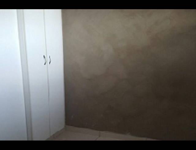 2 BEDROOM APARTMENT FOR SALE IN FLORIDA PARK